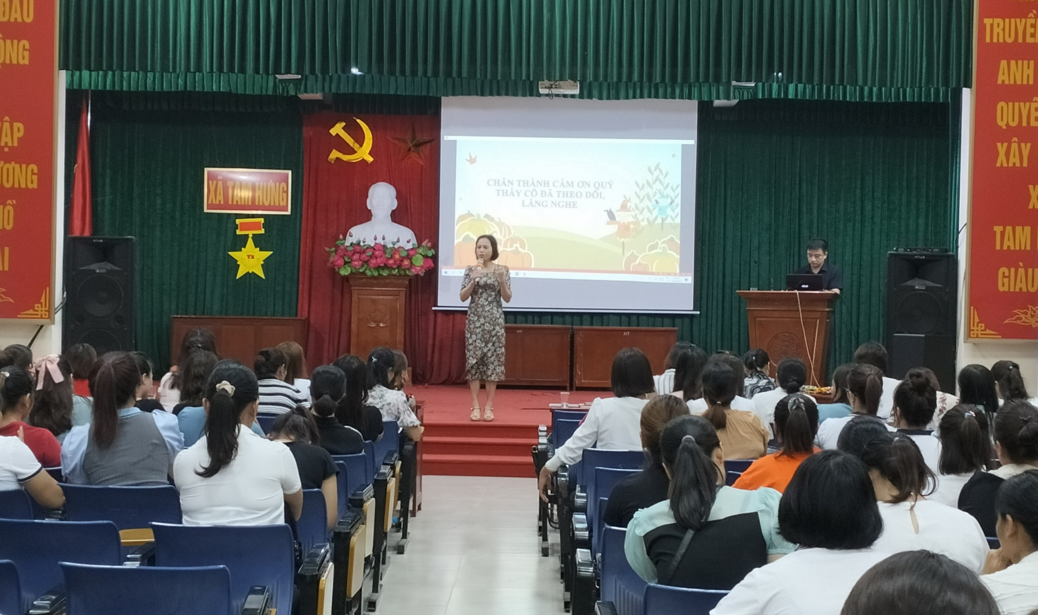 Phòng GDĐT Thanh Oai tổ chức bồi dưỡng chuyên đề "Phát triển kỹ năng cho trẻ mầm non trong tổ chức...